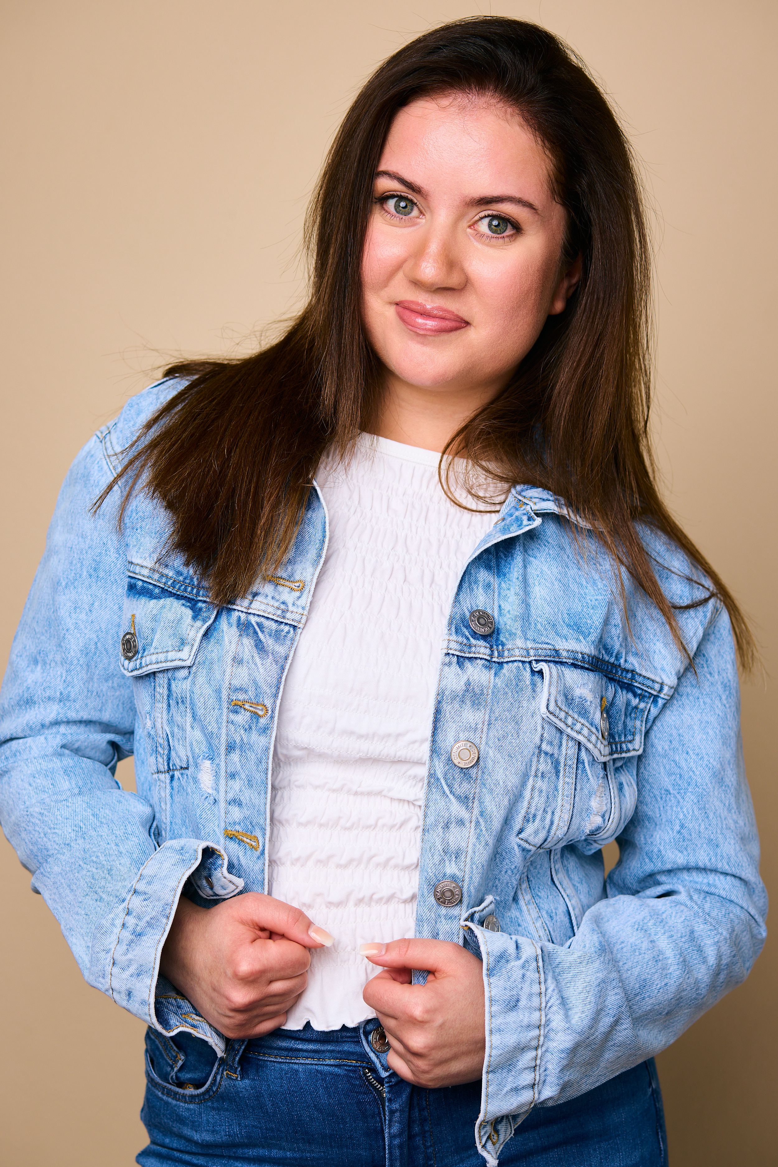 Beatriz Suellen — approachable portrait